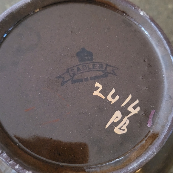 Sadler 1960's Brown Betty and‎ Gold Trim Teapot - Picture 5 of 5